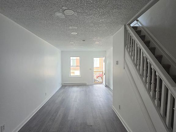 3rd image of 416 W Whitehall St