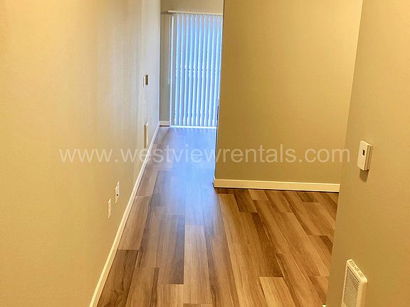 4th image of 1010 Railroad Ave APT 307