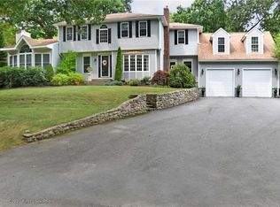 44 Moswansicut Lake Dr, Scituate, RI 02857