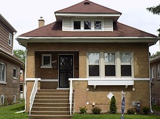 2031 S 10th Ave, Maywood, IL 60153
