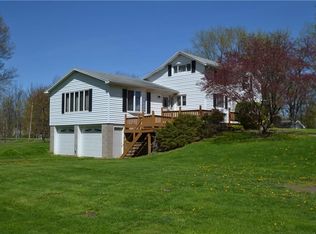 3115 Ontario Center Rd, Walworth, NY 14568