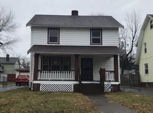 955 Elbon Rd, Cleveland Heights, OH 44121