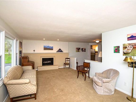 3rd image of 501 Southbrook Dr
