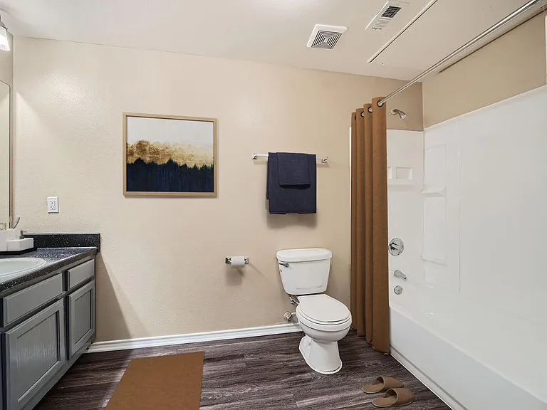 1401 S Aw Grimes Blvd — Photo 37