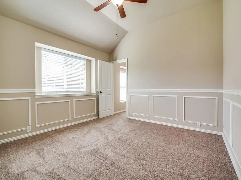 1410 Cedar Ridge Dr — Photo 13