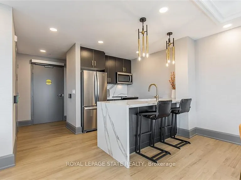 5055 Greenlane Rd #403 — Photo 17