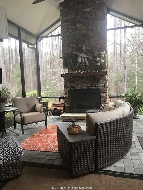 2nd image of 137 Bainbridge Way