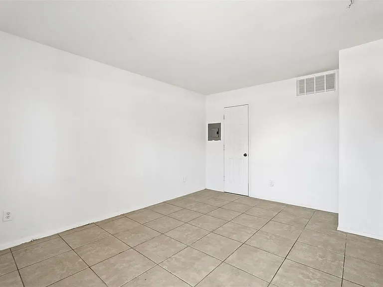 10501 South Dr #288 — Photo 20
