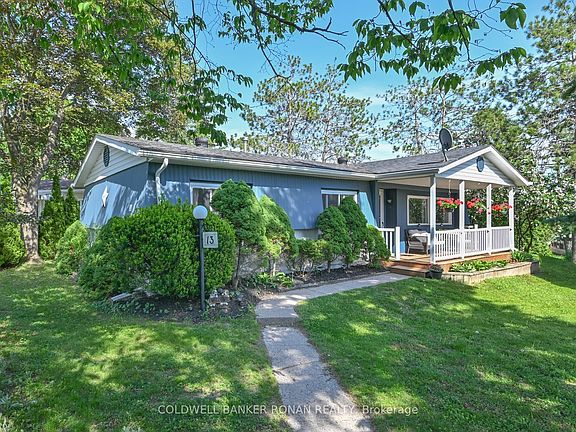 2nd image of 13 Hawthorne Dr