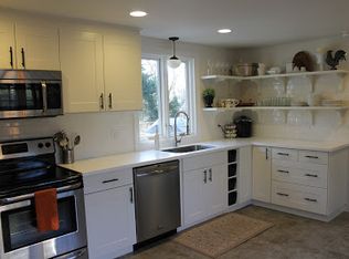217 High St, Whitman, MA 02382