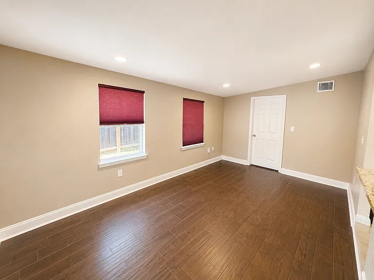 5410 Downs Dr — Photo 10