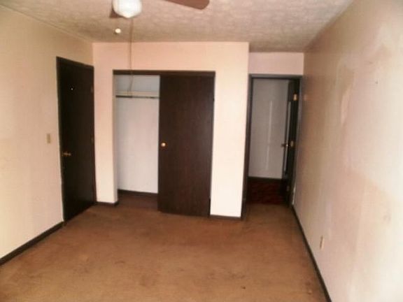 5th image of 14 Highridge Ct