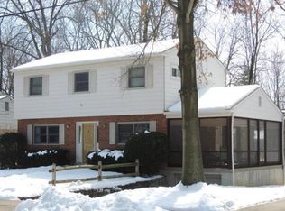 7019 Queensway Ln, Cincinnati, OH 45230