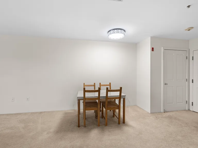 30 Franklin St #309 — Photo 6