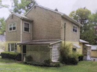 69 Klingers Rd, Drums, PA 18222