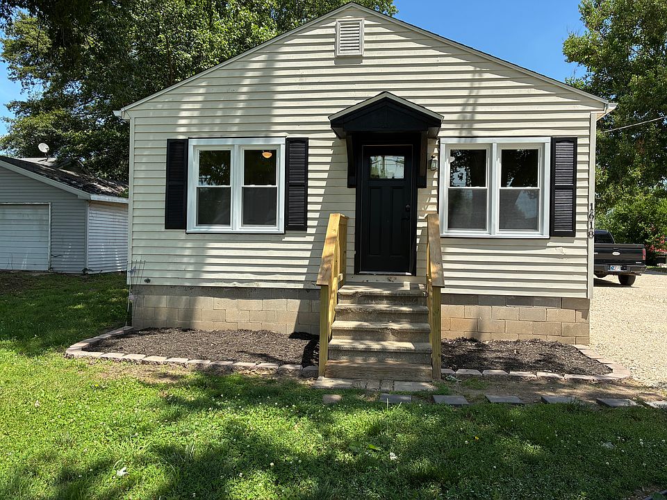 1st image of 1618 Wabash Ave
