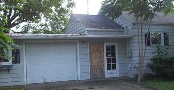 4th image of 205 Illinois Ave