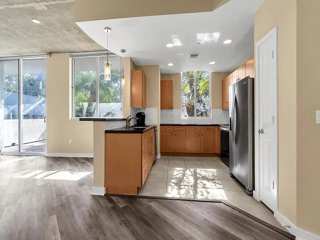 300 S Australian Ave #618 — Photo 19