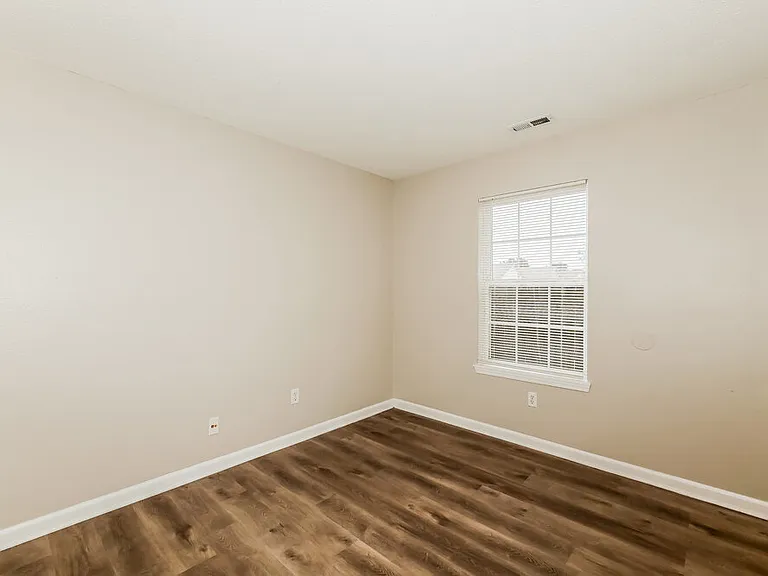 9723 Centennial Ct — Photo 14