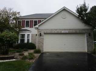 1300 Clifton Dr, Minooka, IL 60447