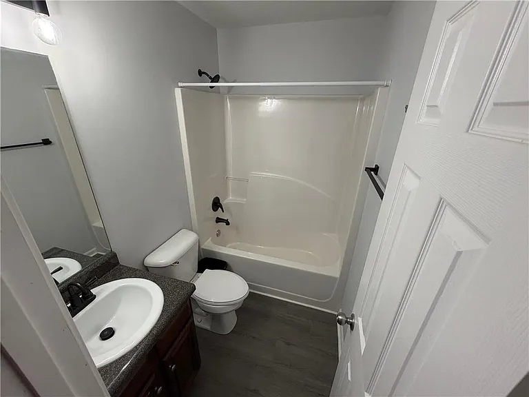 5589 Grande River Rd — Photo 12