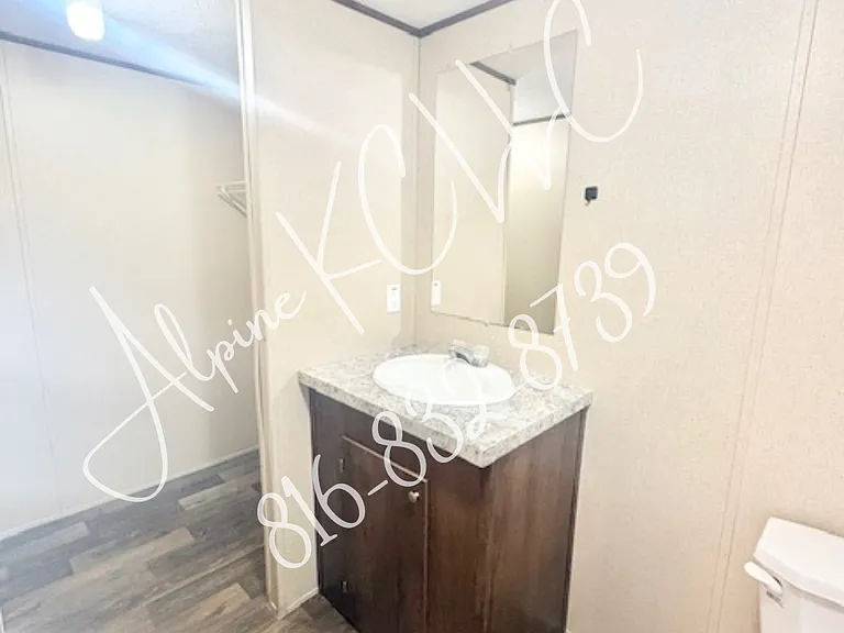 5601 SW Lakefront Ln S #37 — Photo 7