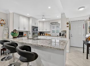 250 NE 20th St #2270, Boca Raton, FL 33431