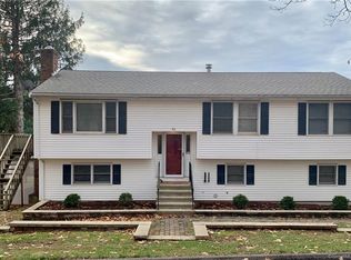 58 Westland St, Manchester, CT 06042