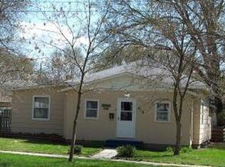 818 3rd St, Brookings, SD 57006