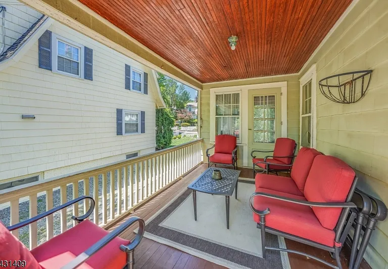 366 Gregory Ave — Photo 32