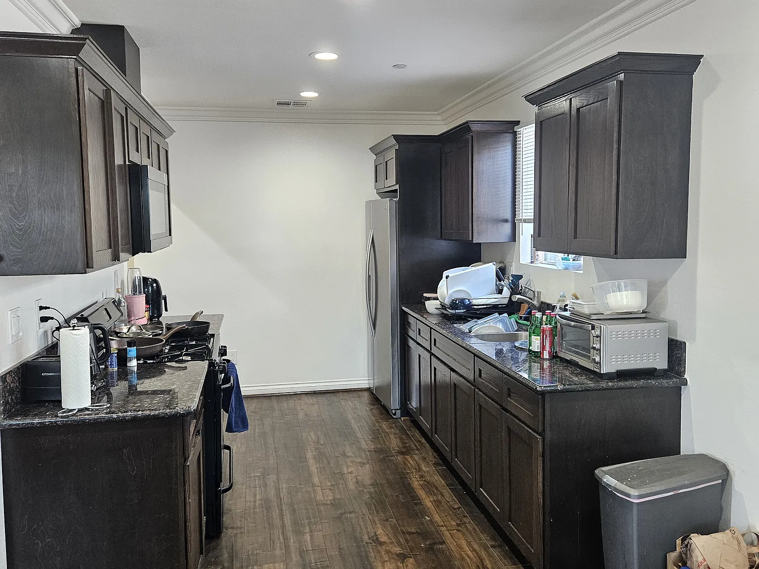 3519 S Budlong Ave — Photo 4