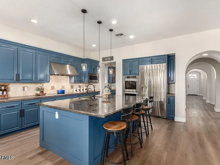 4173 N Village St — Photo 19