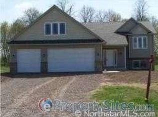 4342 Valleyview Dr, Pine City, MN 55063