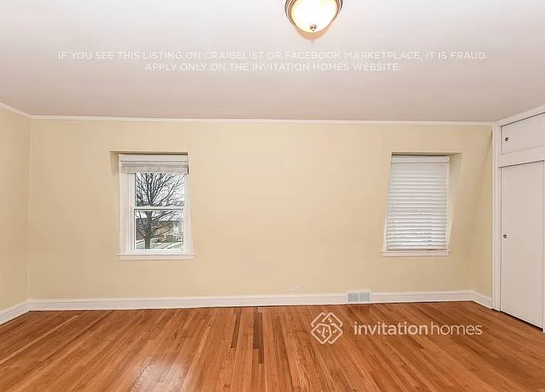9201 S Claremont Ave — Photo 17