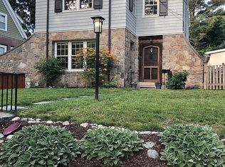 165 Bonad Rd, Brookline, MA 02467