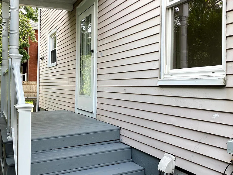 Private front porch