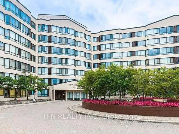 1001 Cedarglen Gate, Mississauga, ON