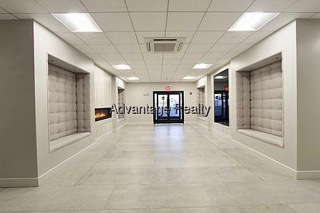 5th image of 434 McGrath Hwy #414W