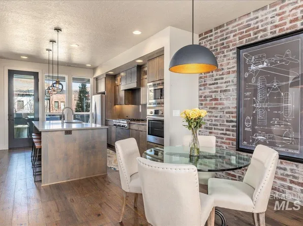 3675 E Parkcenter Blvd, Boise, ID 83716