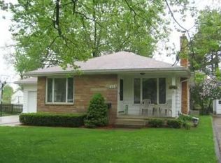 313 N Harris St, Saline, MI 48176