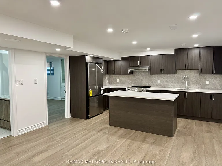 66 Maskell Cres #BASEMENT — Photo 3