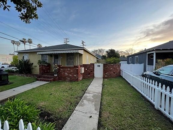 3rd image of 4014 Sawtelle Blvd