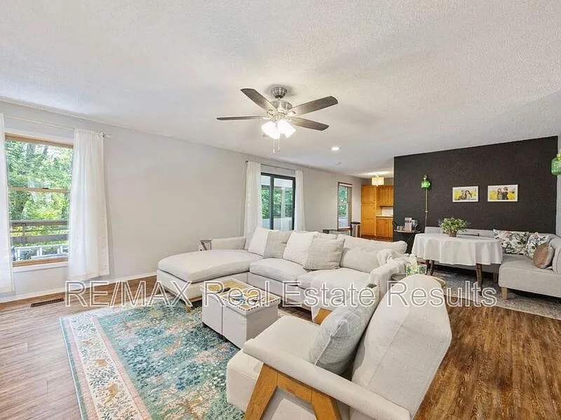 Cumberland Subdivision — Photo 4