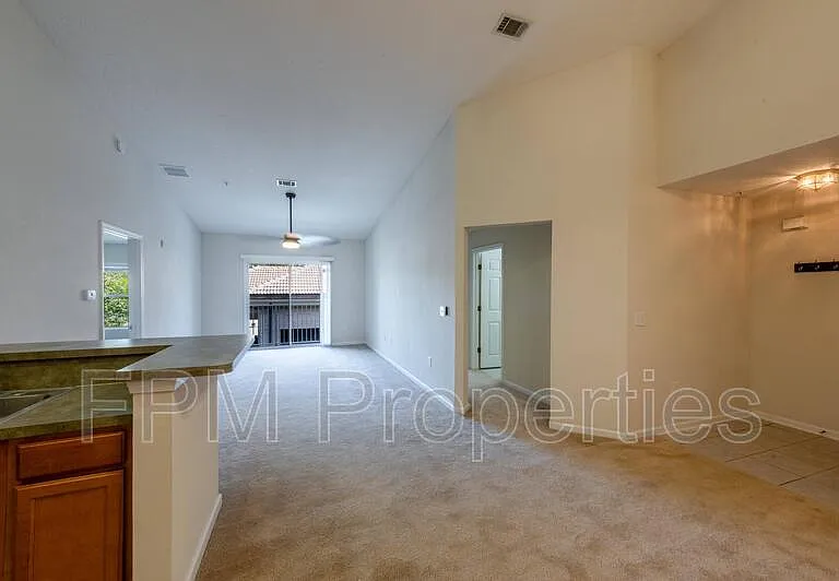 9505 Armelle Way #14 — Photo 8