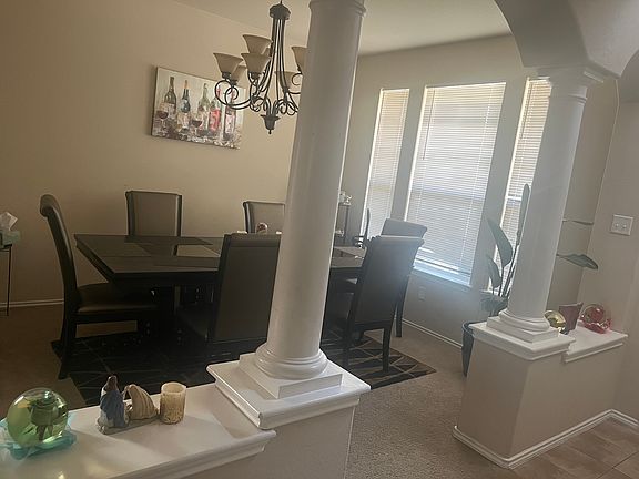 5th image of 4607 Green Meadow St