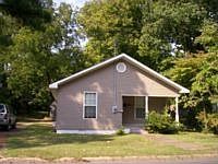1st image of 806 Tucker St