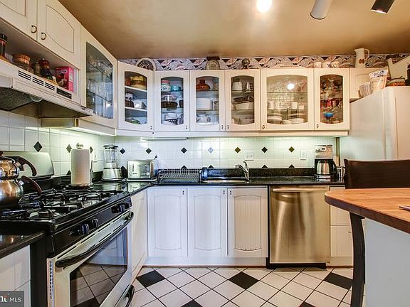3rd image of 4620 N Park Ave APT 1505W