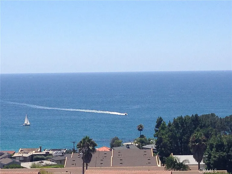 21702 Ocean Vista Dr #B — Photo 5