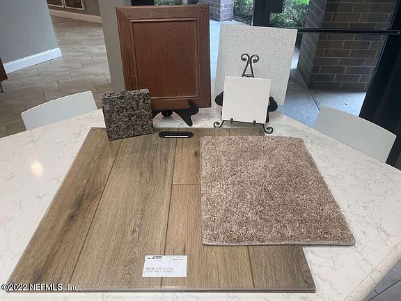 4th image of 2846 WINDSOR LAKES Way