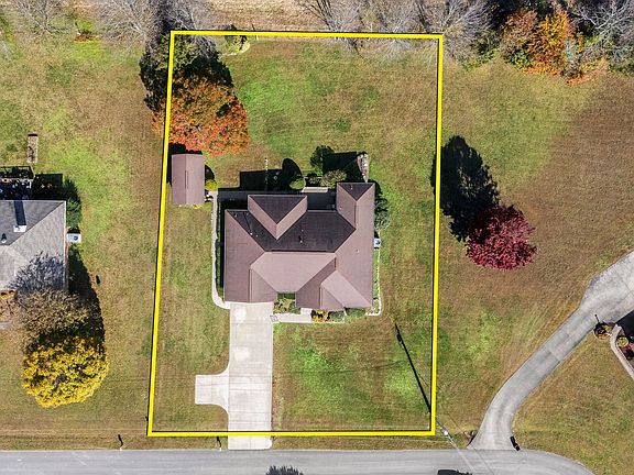 4th image of 116 Ashton Cir